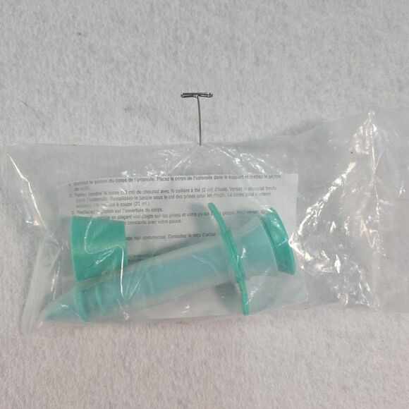 Pampered Chef Chocolate Drizzler #1458 New Decorating Syringe Cylinder Dessert - Picture 1 of 4